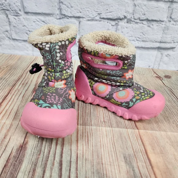 Bogs Shoes Bogs Reef Print Pullon Boot Poshmark